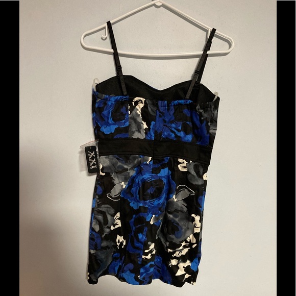 NWT Forever 21 Black Blue Floral Mini Dress - Picture 2 of 3